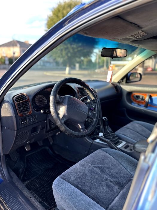 Mitsubishi Galant
