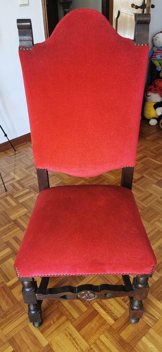 Cadeirão com mais de 40 anos