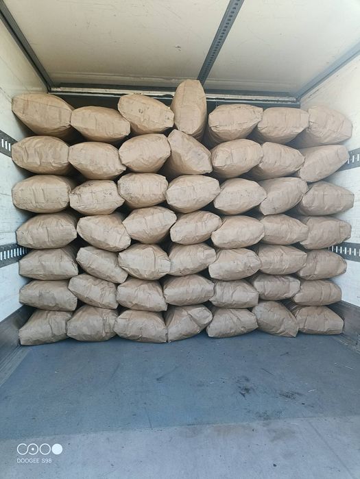Продаж, деревне вугілля для мангалу, бумажні мішки 10кг, береза.