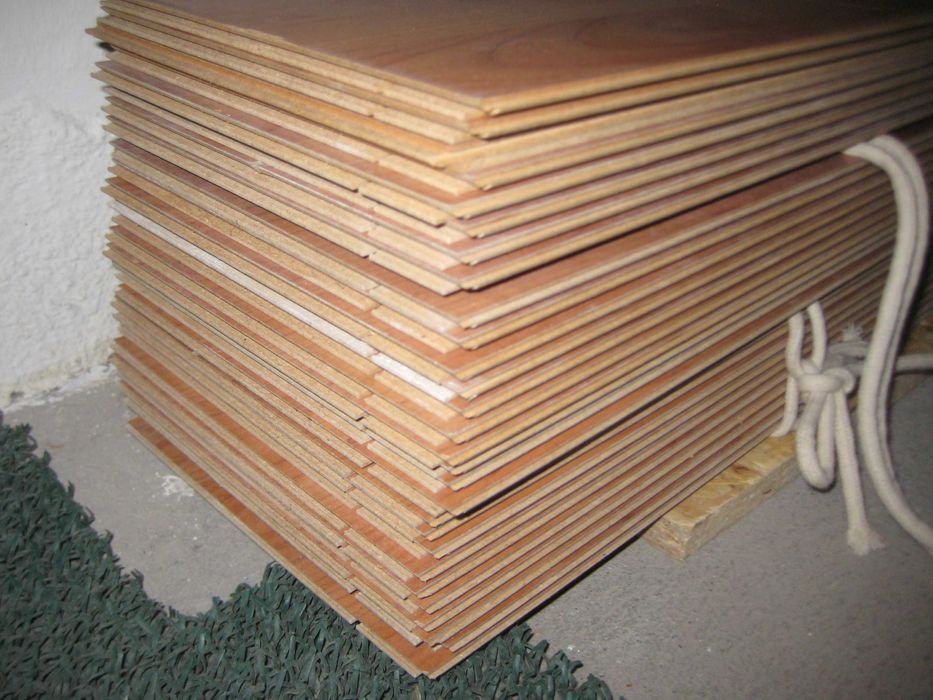 Panele podłogowe używane (laminowane)