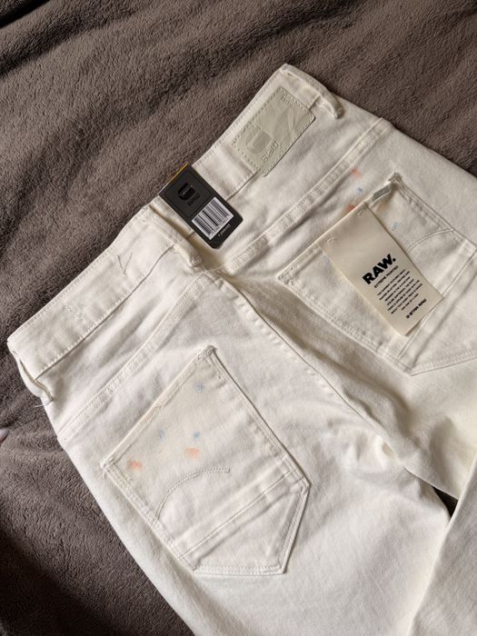 Nowe jeansy G-Star Raw Restored Mid Boyfriend 26/30 z metką paint splatter