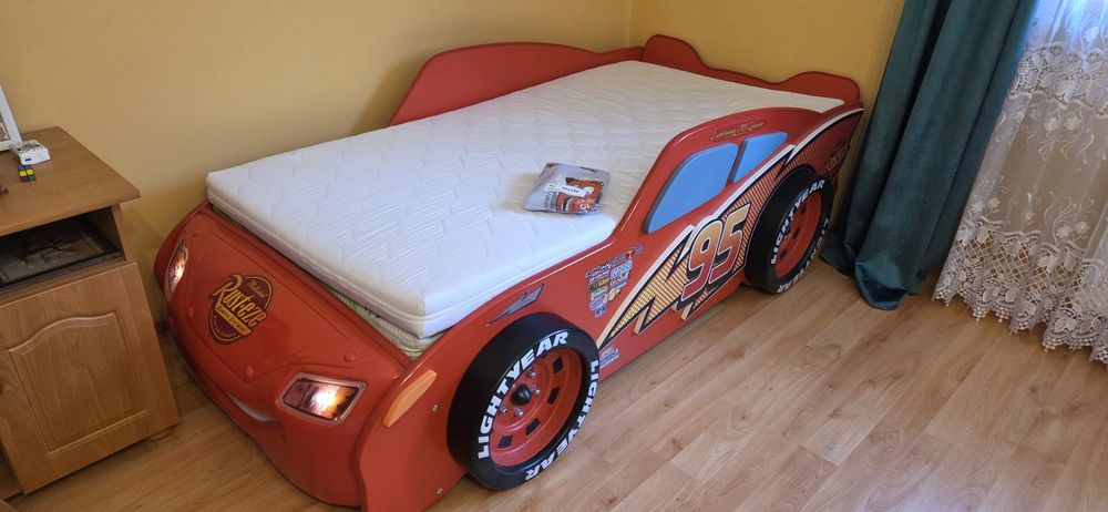 Łóżko samochód McQueen MDF +2x materac