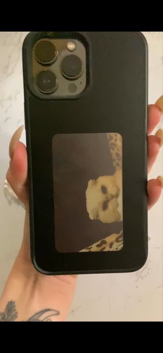 Чохол для iPhone 13 Pro Max зі змінним зображенням тобто з екраном ззаду