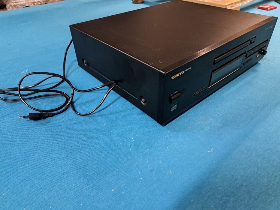 Onkyo cd dx-7711 sprawne