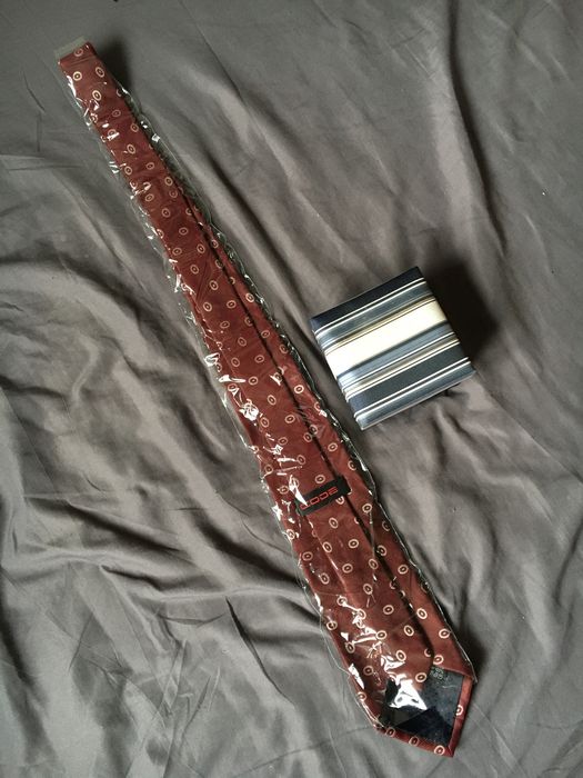 Męski krawat CODE bordowy nowy + pudełko