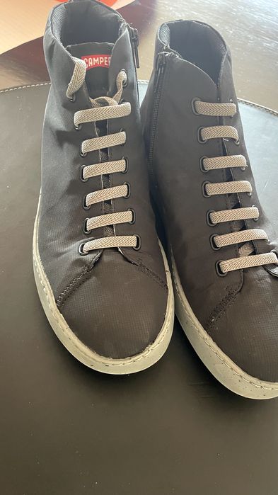Ténis Camper Peu Touring Mid cinzento