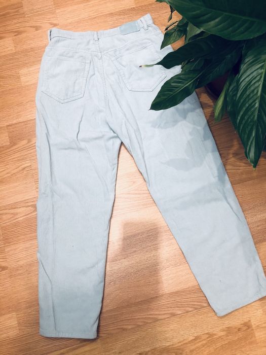 Штани брюки мом вельветові на дівчину бренд pull&bear