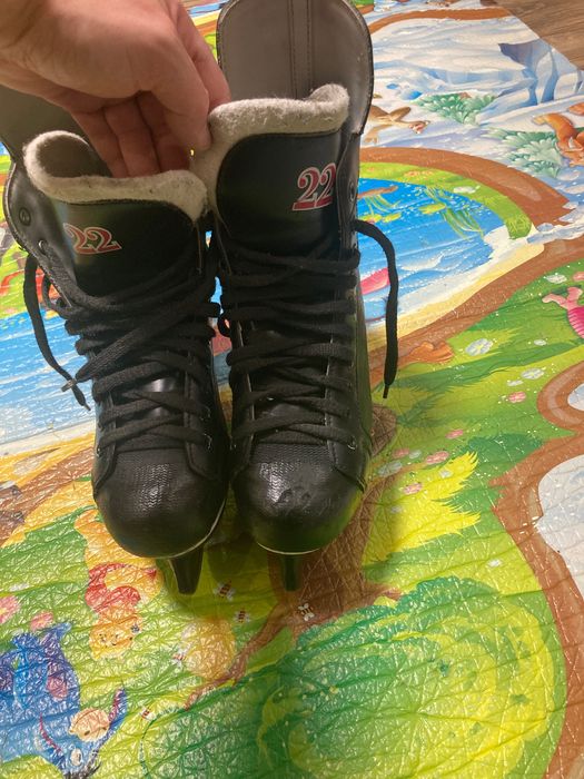 Продам коньки ССМ 22 размер 41