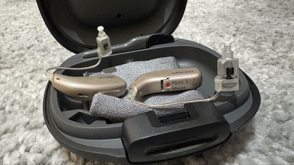 Aparelhos Auditivos Oticon More 3