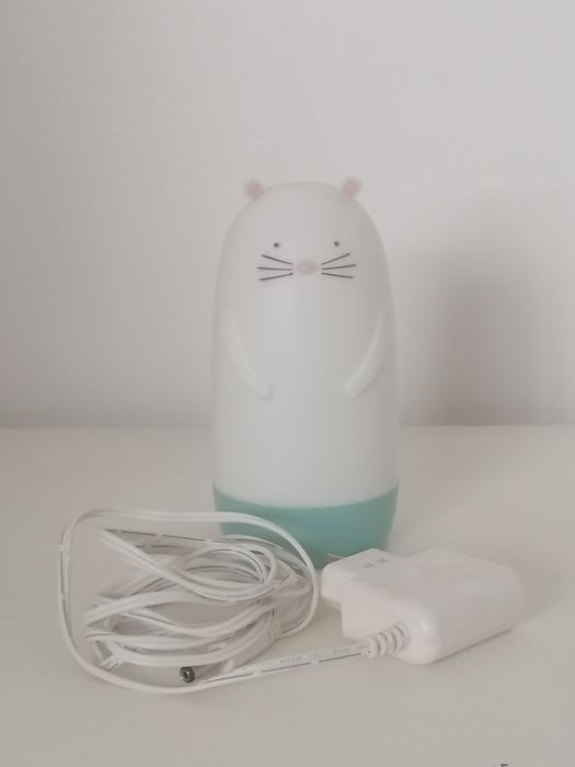 Luz de presença em formato de rato