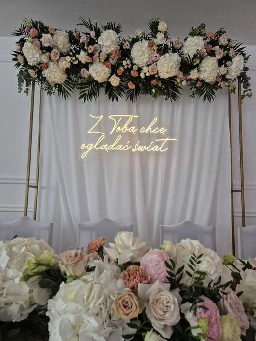 Neony/napisy led na ściankę Najlepsze dopiero przed Nami! Razem lepiej