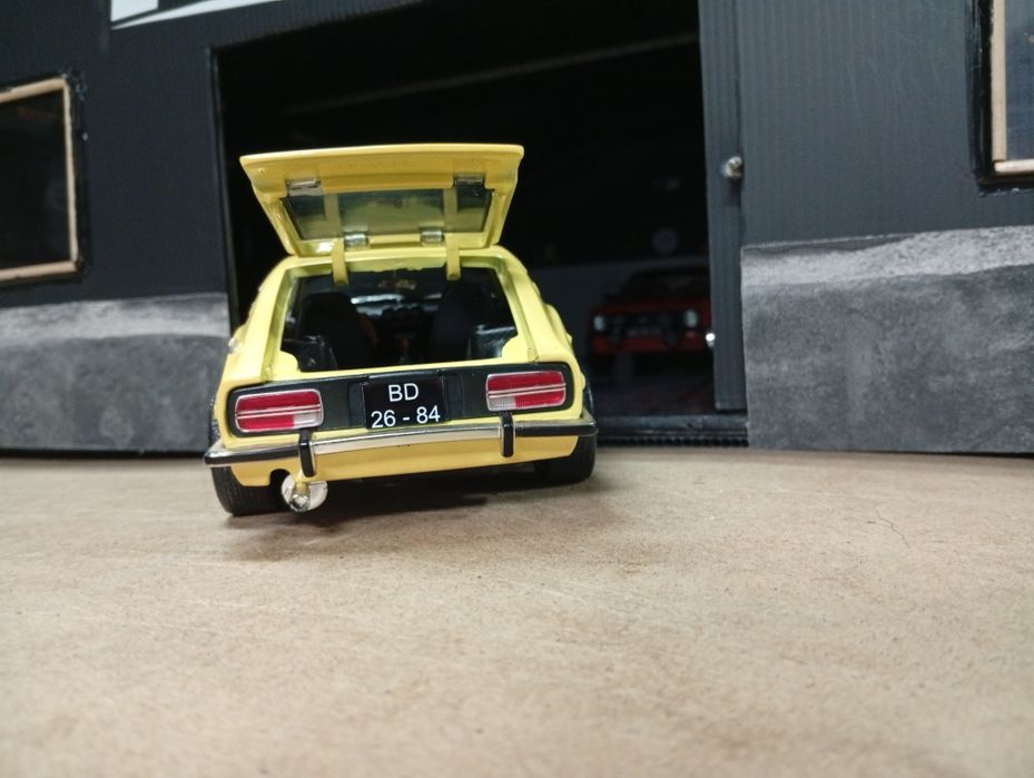 1/18 Datsun 240z