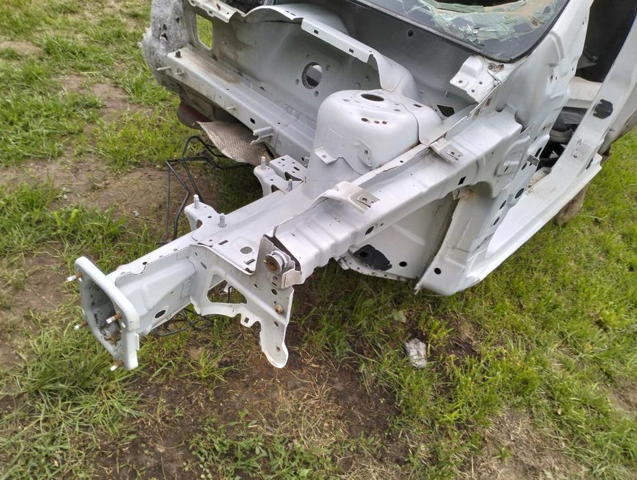 Ліва четверть ford focus mk-2