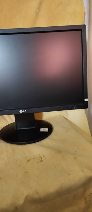 Monitor LG em muito bom estado otima imagem