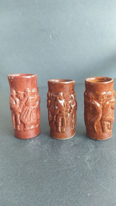 3 szt kieliszków z kamionki ceramiki PRL
