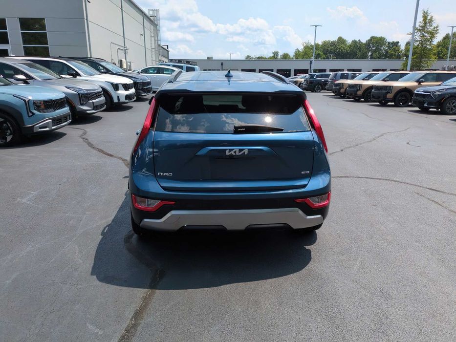 Kia Niro      2023