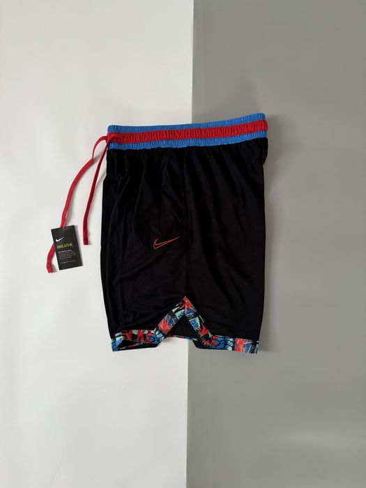 Шорти Nike dri fit спортивні