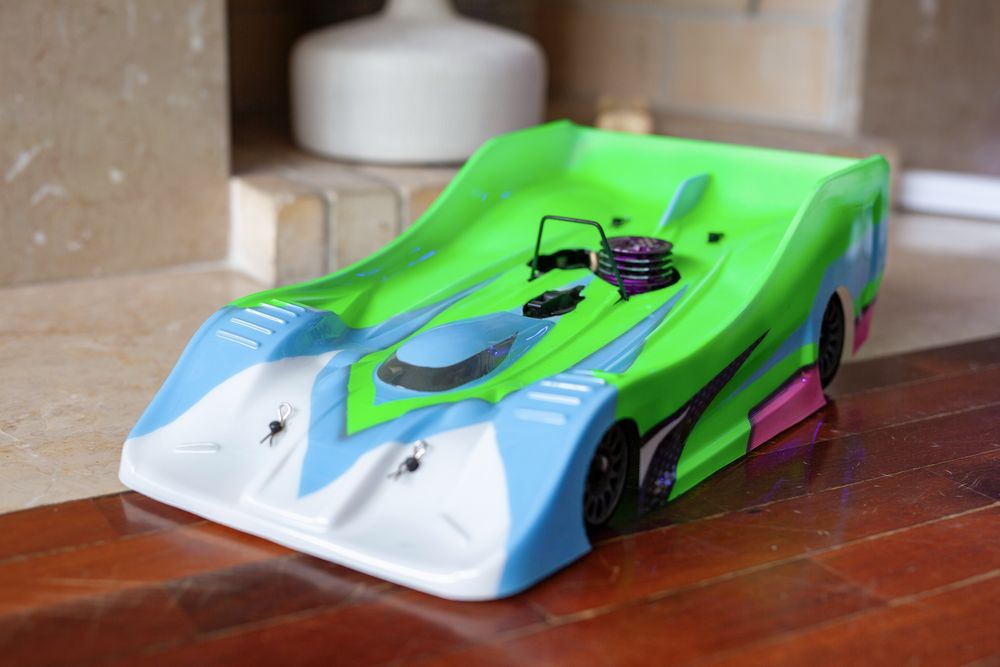 Mugen mrx4-x com motor novarossi