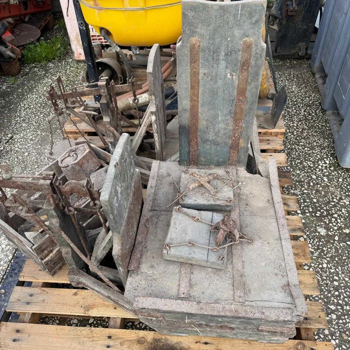 3 balanças antigas + pesos