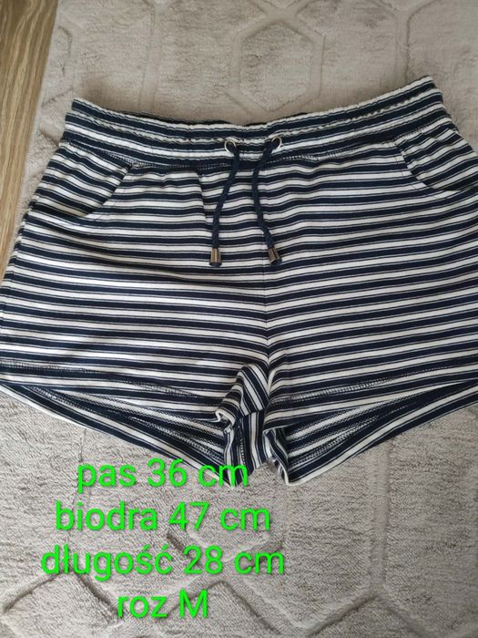 Zestaw ubrań dla dziewczynki