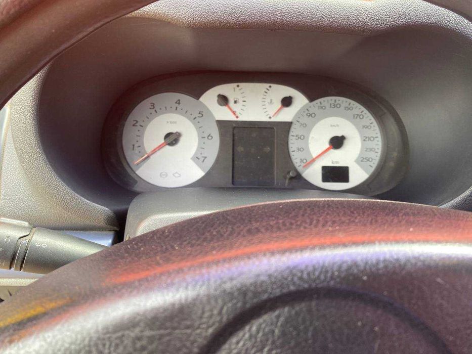 Продам Рено Клио Симбол 1,4 газ/бензин