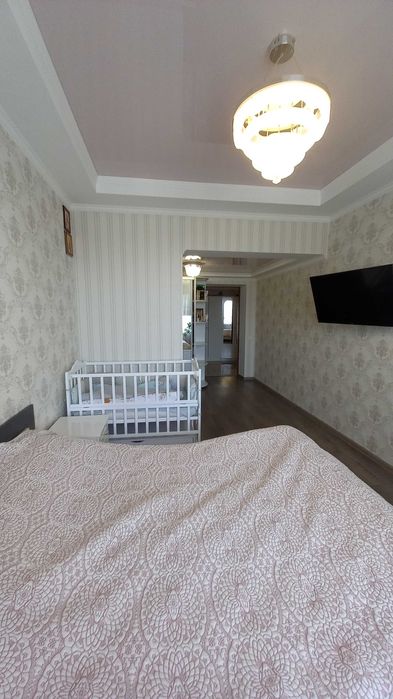 Продається 3-х кімнатна дворівнева квартира в ЖК "Озерки"