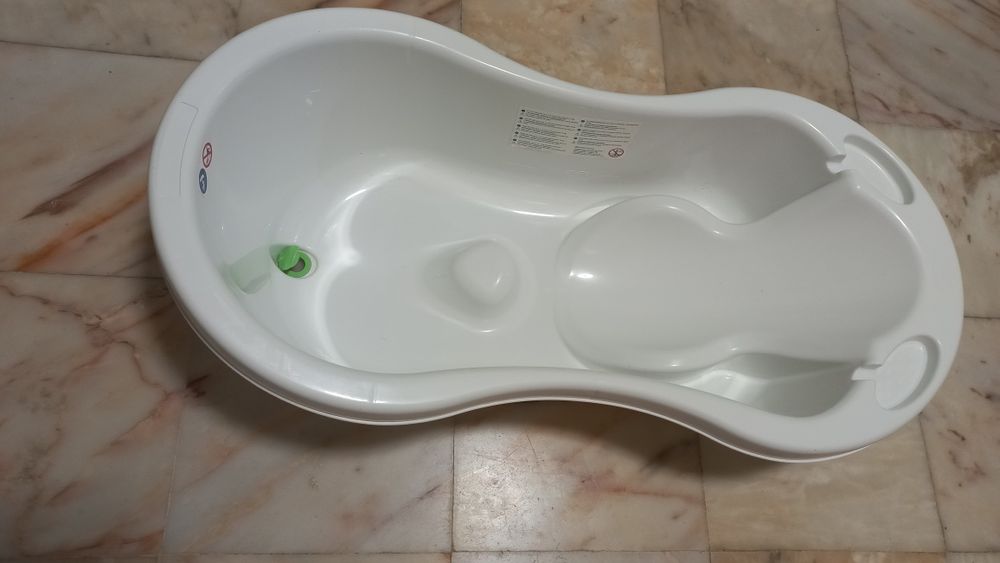 2 Banheiras diferentes bebé