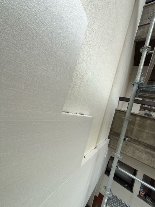 Profissional de Capoto, Rede, Massa Acrílica e Pintura – Orçamento Grátis