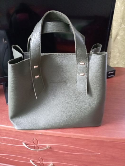 Продам сумку жіночу