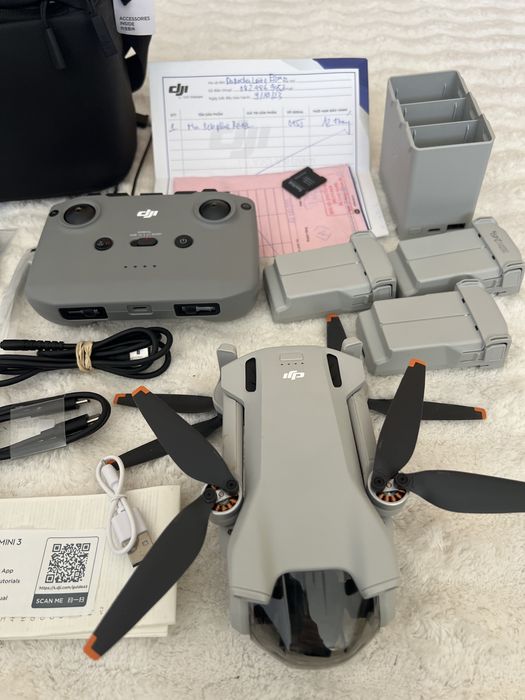 DJI Mini 3 – 3 Baterias + Hub + Hélices Suplentes + Mala – Excelente Estado
