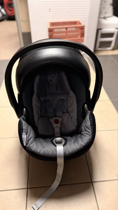 Fotelik nosidelko Cybex Aton Q