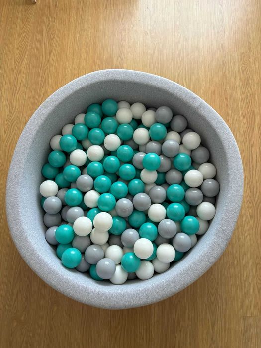 Piscina redonda de bolas MeowBaby