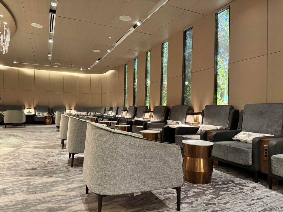 Salonik biznesowy Ryanair,Wizzair wejściówka voucher business PRIORITY