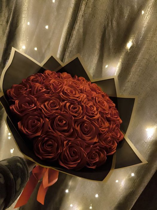 Букеты из атласной ленты / атласные розы