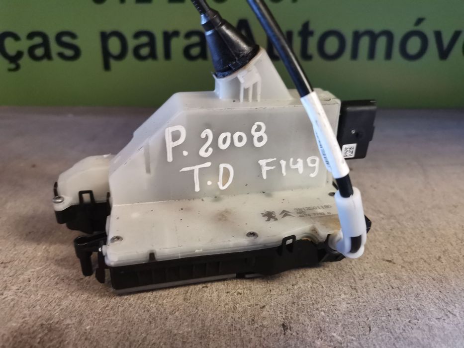 PEUGEOT 2008 FECHADURA PORTA TRÁS DIREITA - F149