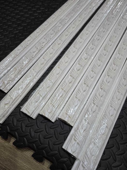 Listwy ścienne MDC258 Mardom Decor 16 m = 8 listw