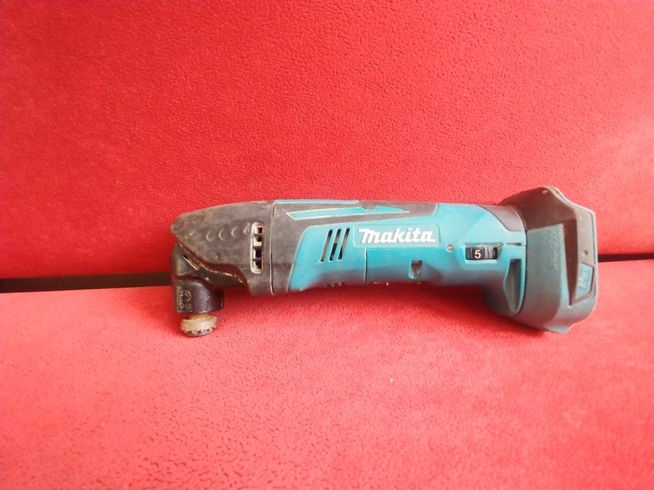 Multitool makita dtm50