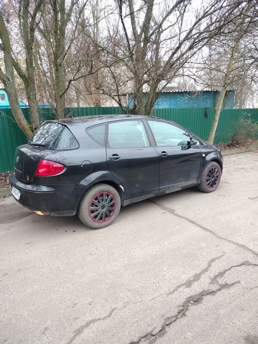СЕАТ 1.6 продажам свої автівки