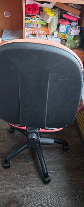 дитячий стілець для школи дівчачий