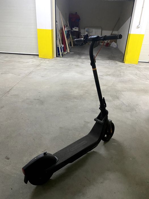 Ninebot e2 Pro como nova