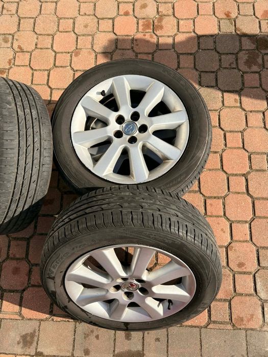 Toyota Avensis 16’’ 5x100+ opony nexen