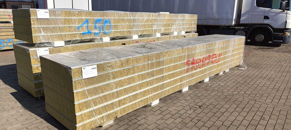 Płyty warstwowe ścienne oraz dachowe