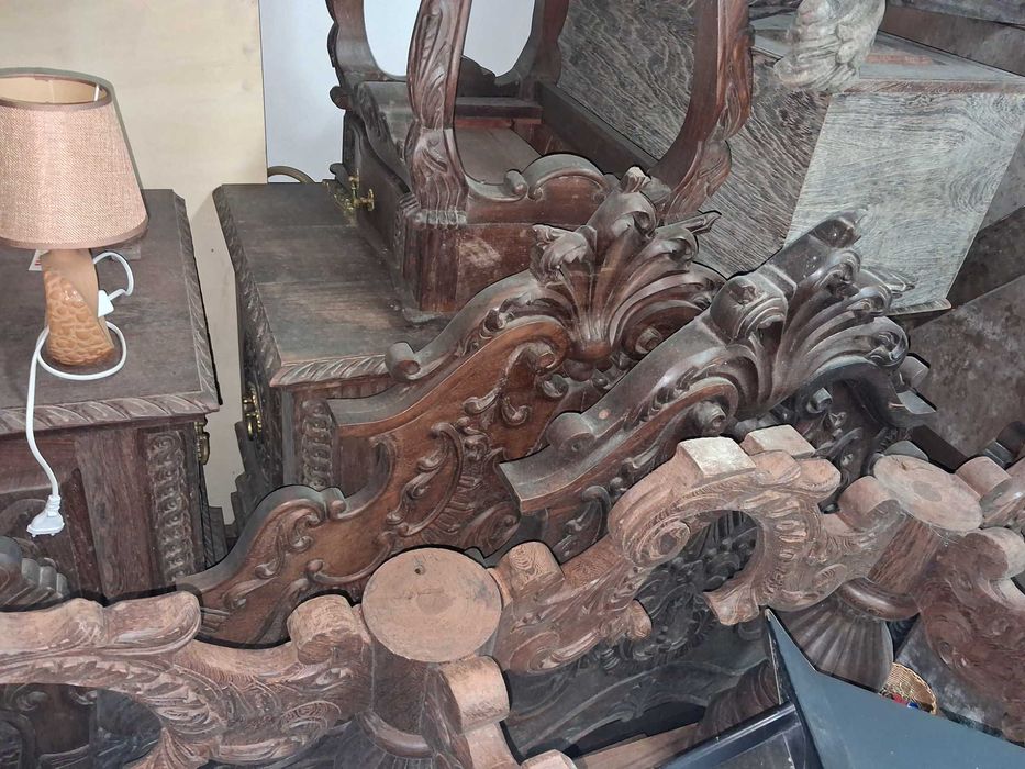 Mobiliário estilo D. José