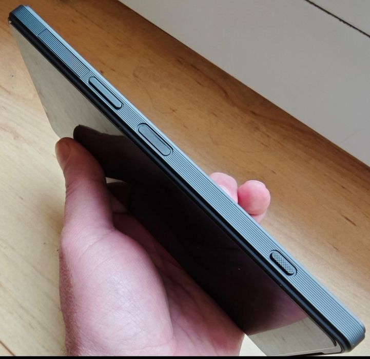 ФЛАГМАН SONY  Xperia 1 mark 5, 12/256 Gb. 
Состоя
