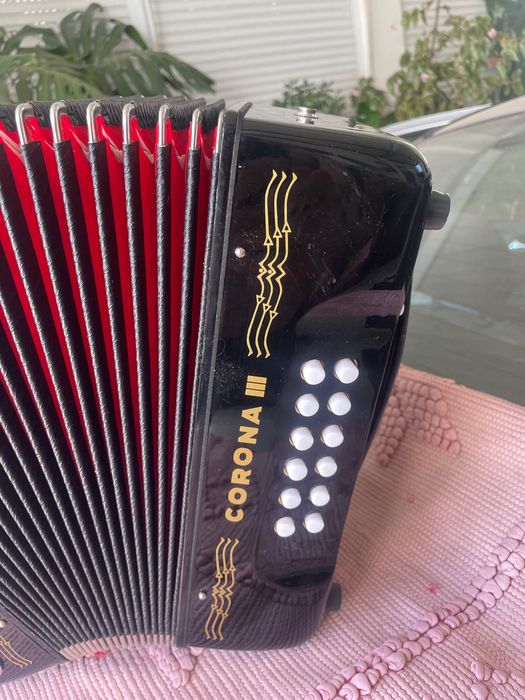 Vendo Concertina da Famosa Marca HONER Corona 3