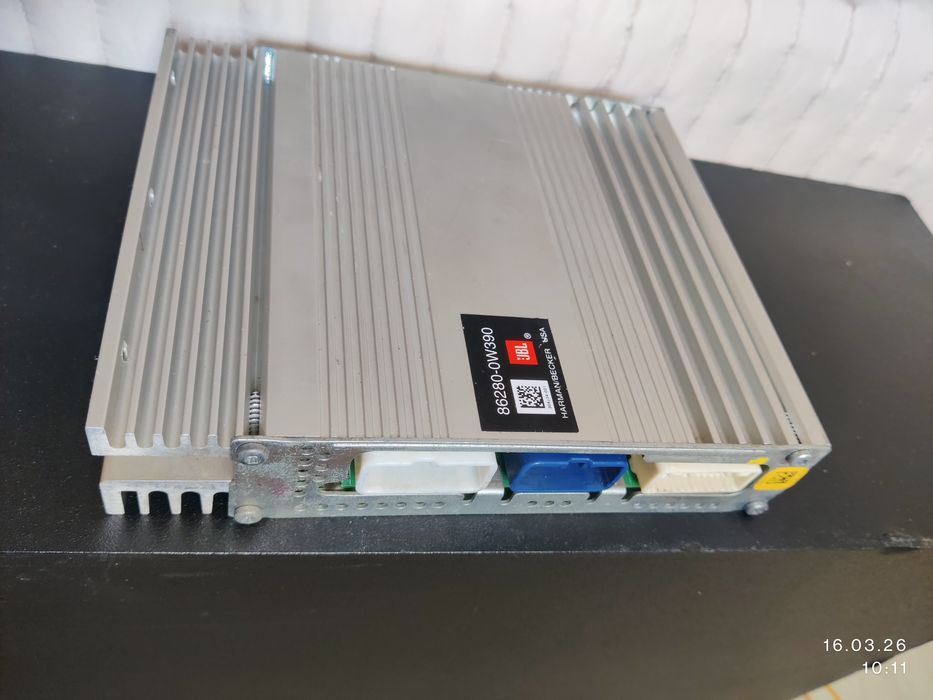 JBL 86280-0W390 TOYOTA Підсилювач