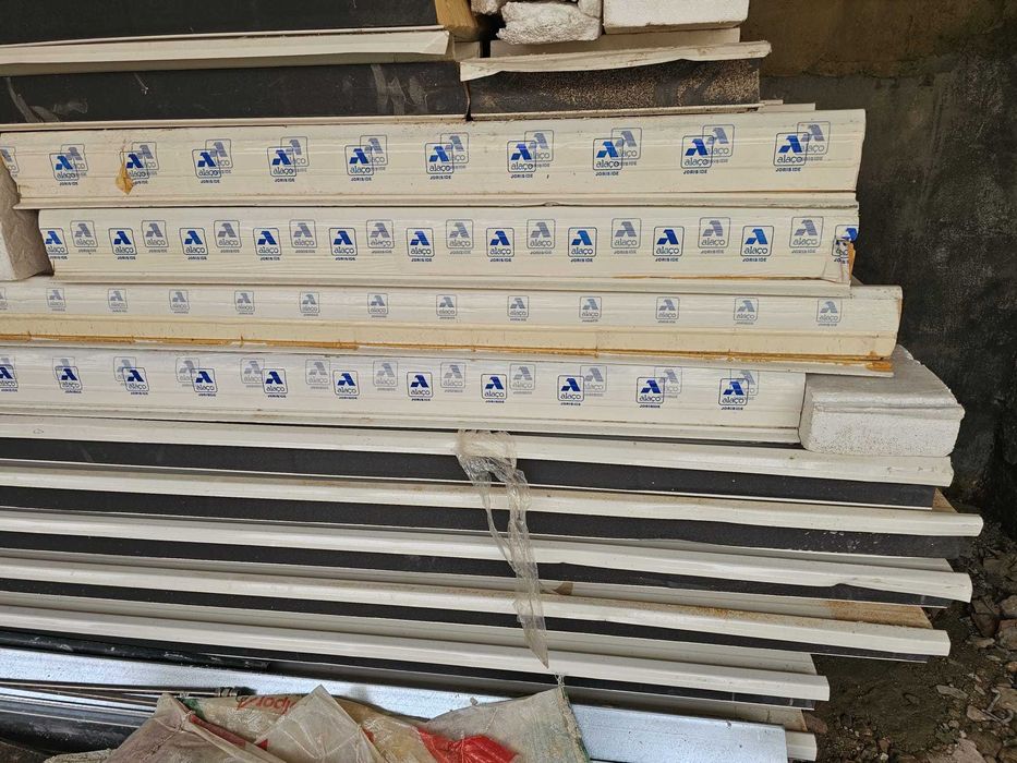 6 Telhas de 5m e 8 cm, mais 10 grátis de 1m