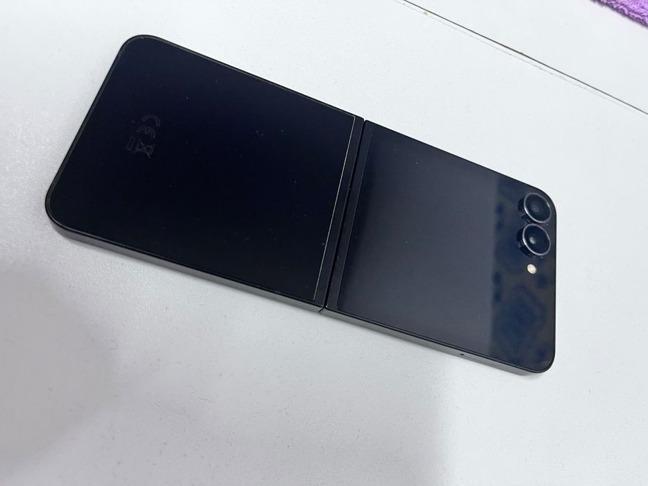 Samsung galaxy z Flip 7 FE