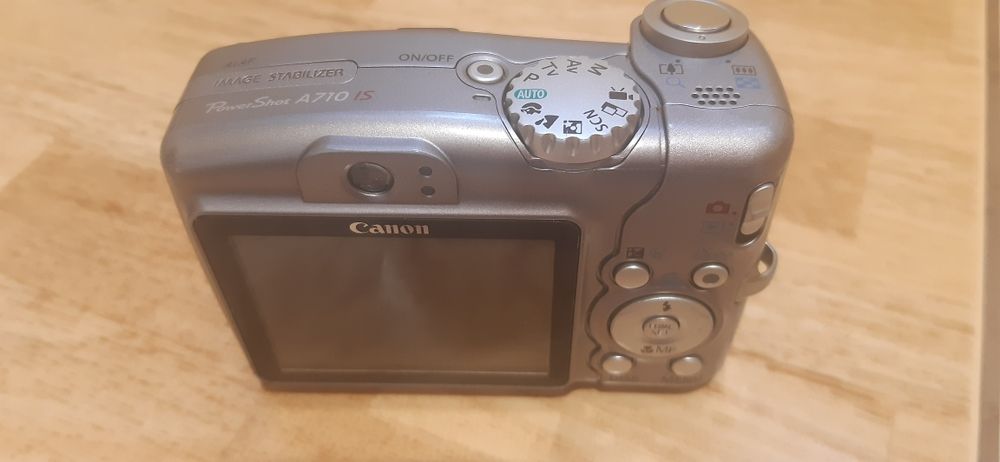 Aparat Canon PowerShot A710