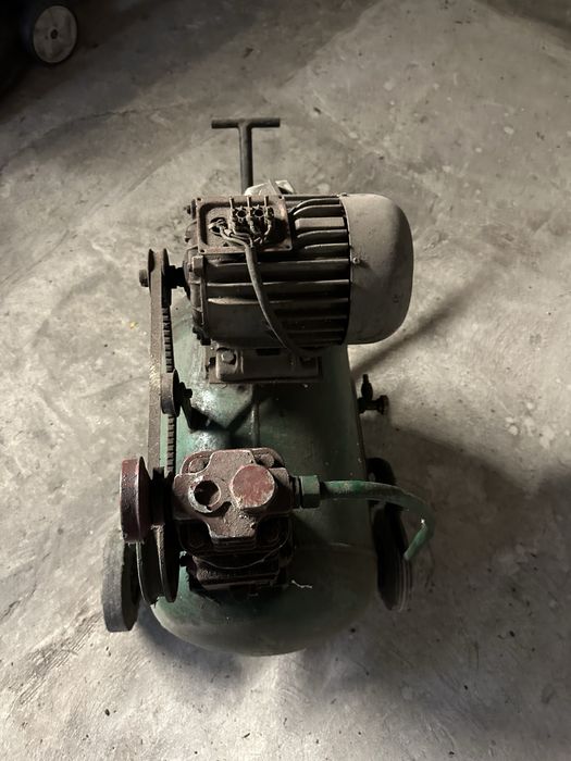 Sprężarka, kompresor ,duzy silnik